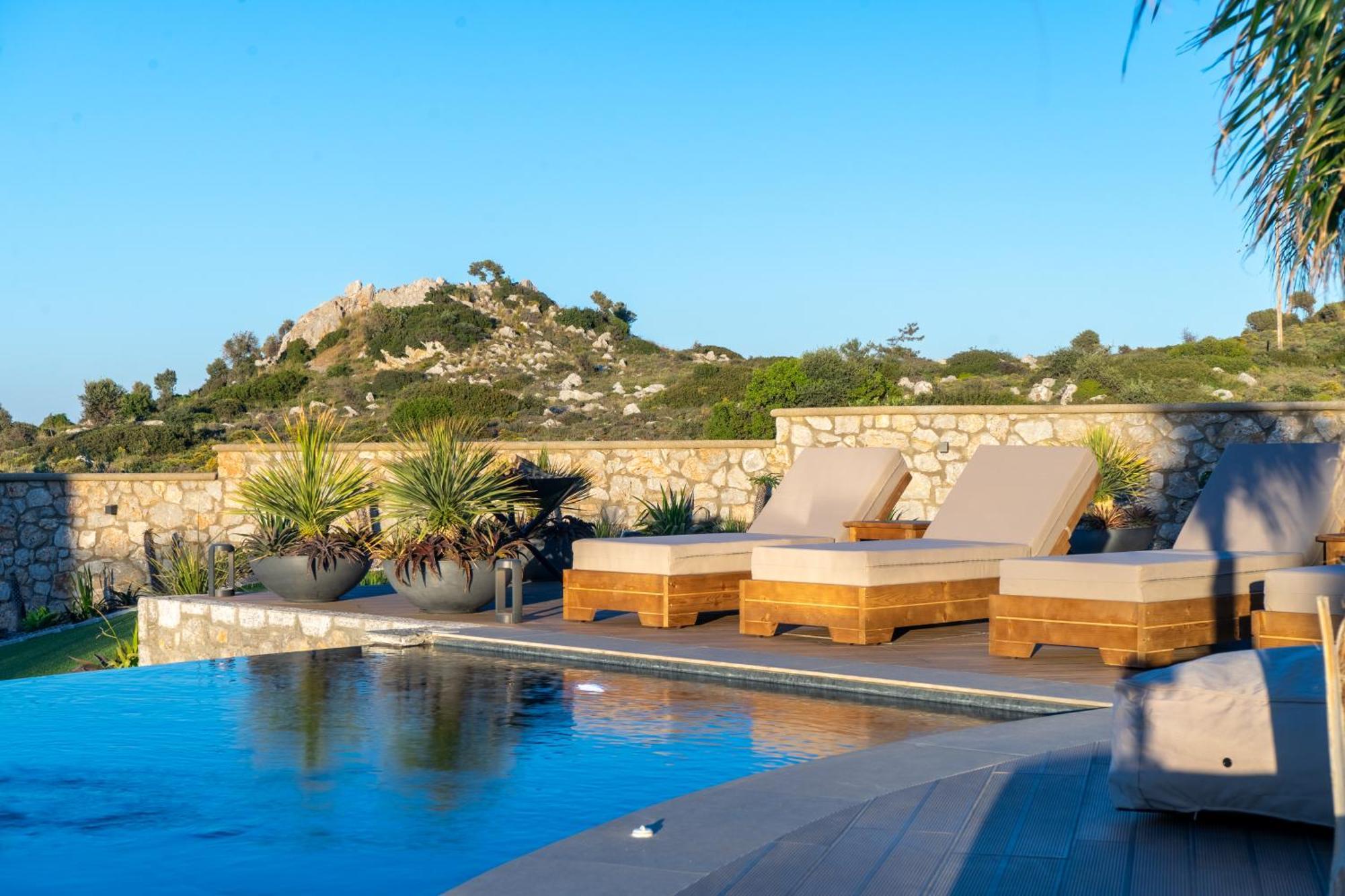 Rhode Luxury Villa Kalithies Esterno foto